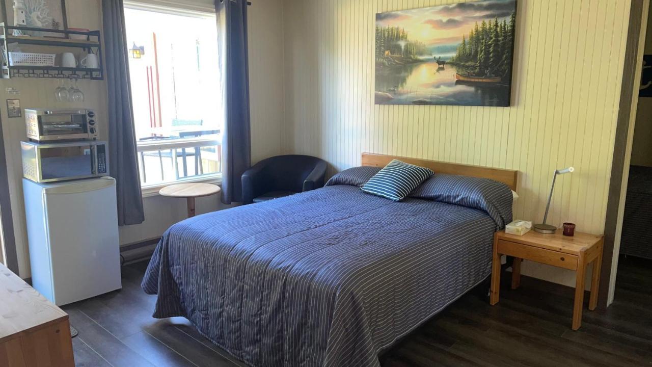 Auberge Et Chalets Sur Le Lac Lac-Mégantic Екстериор снимка