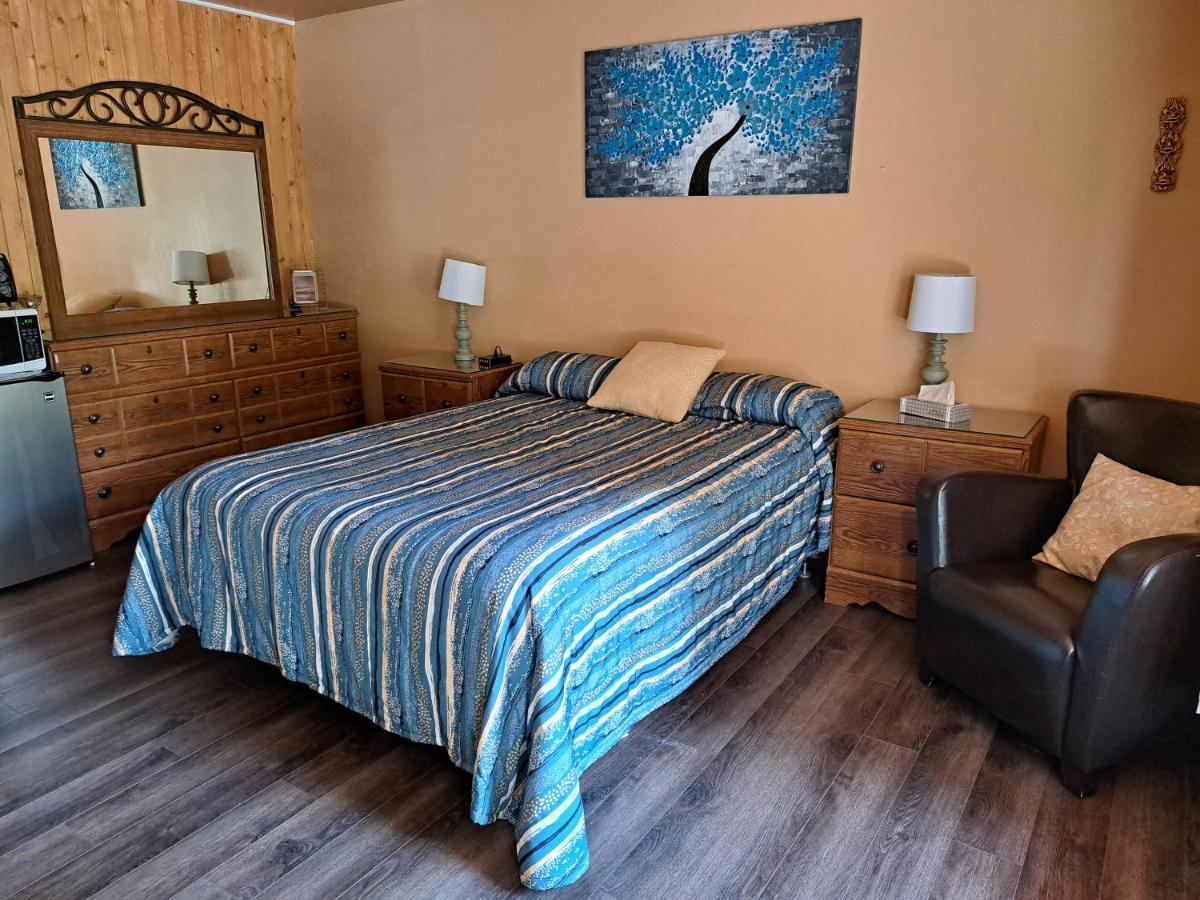 Auberge Et Chalets Sur Le Lac Lac-Mégantic Екстериор снимка